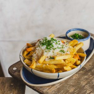 TRUFFLE FRIES (VEGGIE)