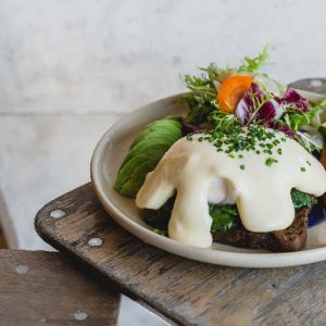 BENEDICT AVOCADO (VEGGIE)