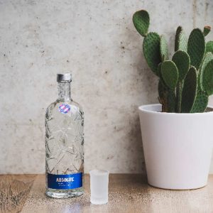 1 SHOT ABSOLUT VODKA