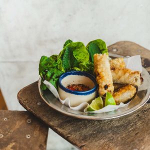 VIETNAMESE EGGS ROLLS